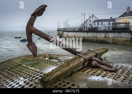 Appledore, Devon, UK. 1er mars 2018. Royaume-uni - le petit village côtier de North Devon Appledore est déserte car il attend les tempêtes de neige qui ont balayé le pays comme une "Alerte rouge" est émis pour la région. Credit : Terry Mathews/Alamy Live News Banque D'Images