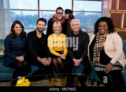 Ce matin les présentateurs (rangée arrière de gauche à droite) Gok Wan, Lisa Snowdon, (première rangée de gauche à droite) Bryony Blake, Rylan Clark-Neal, Holly Willoughby, Phillip Schofield et Alison Hammond lors d'un photocall à l'ITV Studios, Southbank, Londres. Banque D'Images