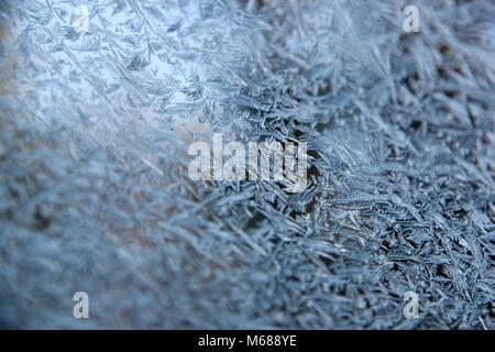 Flocons sur une fenêtre en verre Banque D'Images