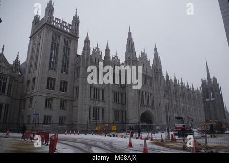 Marischal College, Université d'Aberdeen gothique perpendiculaire au cours de bête de l'Est, tempête de neige, Emma. Aberdeen, Écosse, Royaume-Uni. Banque D'Images