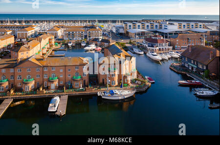 BRIGHTON, UK - Oct 5, 2013 : Vue aérienne de Brighton Marina, un habitat populaire et de loisirs avec de plaisance Banque D'Images
