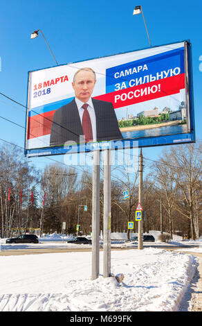 Samara, Russie - 1 mars 2018 : élection du Président de la Russie en mars 18, 2018. Billboard du candidat à la présidence, Vladimir Poutine Banque D'Images