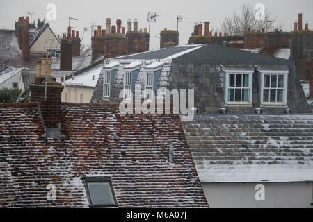 Hitchin, UK. 1er mars 2018. Météo France : le pare-brise des voitures stationnées à Hitchin 1er mars 2018 Crédit : Jason Marsh/Alamy Live News Banque D'Images