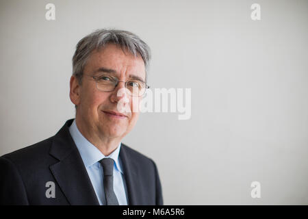 01 mars 2018, l'Allemagne, Düsseldorf : Andreas Mundt, Président de l'Office fédéral allemand des ententes. Photo : afp/Vennenbernd Rolf Banque D'Images