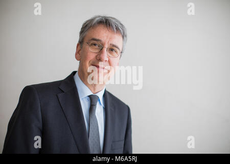 01 mars 2018, l'Allemagne, Düsseldorf : Andreas Mundt, Président de l'Office fédéral allemand des ententes. Photo : afp/Vennenbernd Rolf Banque D'Images