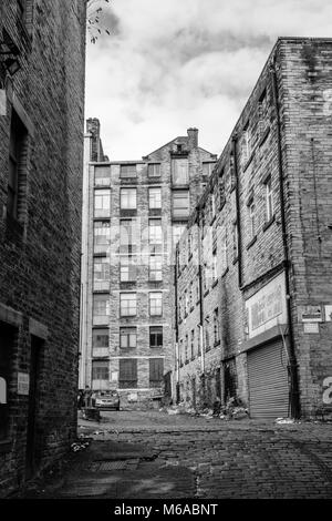 Anciens entrepôts de Thornton Road à Bradford, West Yorkshire, Angleterre Banque D'Images