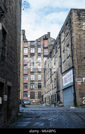 Anciens entrepôts de Thornton Road à Bradford, West Yorkshire, Angleterre Banque D'Images