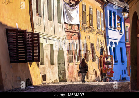 Sighisoara, Transylvanie, Roumanie, 2012 : maisons colorées dans la vieille ville fortifiée centre. L'architecture traditionnelle. Banque D'Images