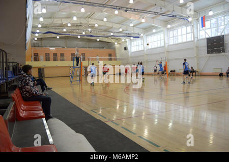 Kovrov, la Russie. 27 novembre, 2016. Dans Molodozhnyy les compétitions de volleyball sports complex Banque D'Images