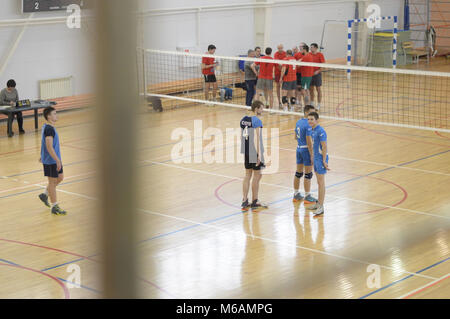 Kovrov, la Russie. 27 novembre, 2016. Dans Molodozhnyy les compétitions de volleyball sports complex Banque D'Images