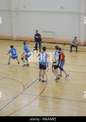 Kovrov, la Russie. 27 novembre, 2016. Dans Molodozhnyy les compétitions de volleyball sports complex Banque D'Images