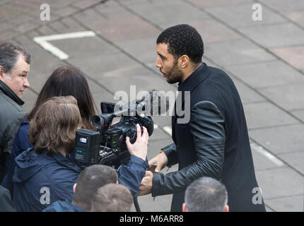 Watford FC le Capitaine Troy Deeney arrive à l'Enterrement de Graham Taylor au St Mary's Church, Church Street, l'Angleterre le 1 février 2017. Photo de premier Banque D'Images