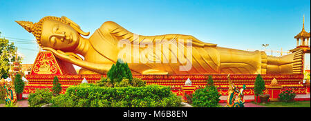 Reclning à Bouddha Pha temple. Vientiane, Laos. Panorama Banque D'Images