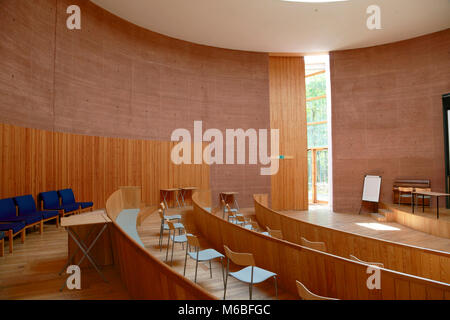 Le Sheppard Lecture Theatre, le Wales Institute for Sustainable l'éducation, le Centre for Alternative Technology, Machynlleth Banque D'Images