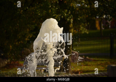 Fontaine de l'eau danse Banque D'Images