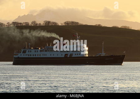 Le navire de croisière de luxe MV Hebridean Princess à Largs sur le Firth of Clyde. Banque D'Images