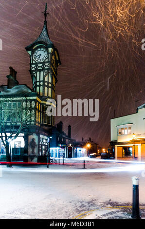 Portsmouth, Royaume-Uni. 1er mars 2018. Bête de l'Est (Tempête Emma) hits la Tour de l'horloge, Castle Road. Tom Goss Crédit : Thomas Goss/Alamy Live News Banque D'Images