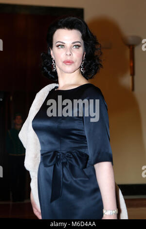 L'actrice Debi Mazar sur l'ensemble des ''arde ' Madrid à Madrid, le vendredi 2 mars 2018 : Crédit Gtres información más Comuniación sur ligne, S.L./Alamy Live News Banque D'Images