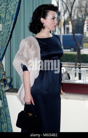 L'actrice Debi Mazar sur l'ensemble des ''arde ' Madrid à Madrid, le vendredi 2 mars 2018 : Crédit Gtres información más Comuniación sur ligne, S.L./Alamy Live News Banque D'Images