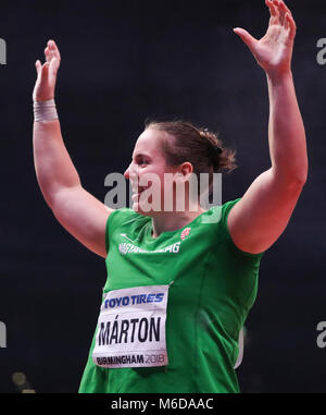 Birmingham. 2e Mar, 2018. Anita Marton hongroise célèbre après avoir remporté le lancer du poids de la femme au cours de la finale des Championnats du monde en salle de l'IAAF à Arena Birmingham à Birmingham, Grande-Bretagne le 2 mars 2018. Credit : Han Yan/Xinhua/Alamy Live News Banque D'Images