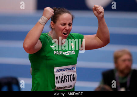 Birmingham. 2e Mar, 2018. Anita Marton hongroise célèbre après avoir remporté le lancer du poids de la femme au cours de la finale des Championnats du monde en salle de l'IAAF à Arena Birmingham à Birmingham, Grande-Bretagne le 2 mars 2018. Crédit : Tim Irlande/Xinhua/Alamy Live News Banque D'Images