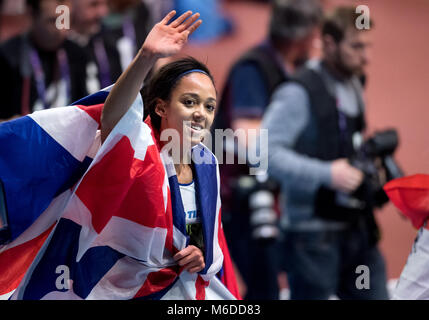 02 mars 2018, Grande-Bretagne, Birmingham : Championnats du monde en salle d'athlétisme, pentathlon femmes : Katarina Johnson-Thompson de Grande-bretagne célèbre. Photo : Sven Hoppe/dpa Banque D'Images