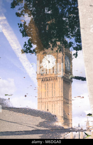 Résumé réflexion Londres - Big Ben, UK Banque D'Images