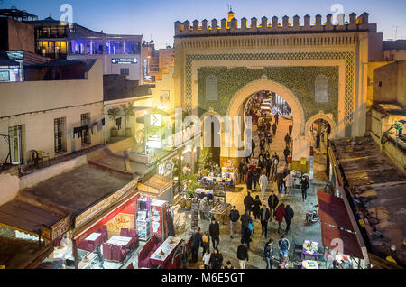 La porte Bab Bou Jeloud, Médina Fès,Maroc. Banque D'Images