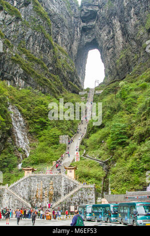 Chine, Hunan, le Mont Tianmen Shan, Heaven's Gate Cave Banque D'Images
