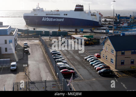 Le Ciudad de Cadiz du traversier roulier à l'amarrage dans Ramsgate réalise des pièces pour l'Airbus A380 entre les usines en Europe et au Royaume-Uni. Banque D'Images