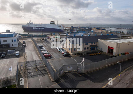 Le Ciudad de Cadiz du traversier roulier à l'amarrage dans Ramsgate réalise des pièces pour l'Airbus A380 entre les usines en Europe et au Royaume-Uni. Banque D'Images