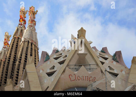 La célèbre gaudi conçu la basilique de la sagrada familia Barcelone Espagne Banque D'Images