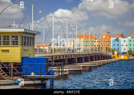 Pont de la reine Emma Willemstad, Curaçao Banque D'Images