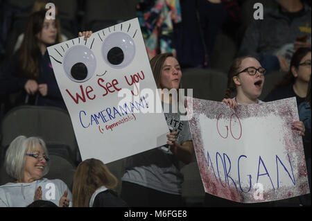 Hoffman Estates, Illinois, USA. 3e Mar, 2018. Attente des fans symptômes au cours de la rencontre tenue au Sears Centre à Hoffman Estates, Illinois. Credit : Amy Sanderson/ZUMA/Alamy Fil Live News Banque D'Images