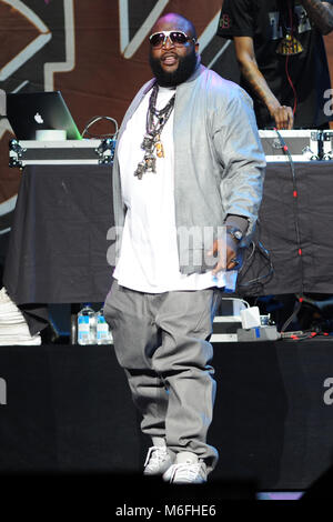 SUNRISE, FL - 05 avril : Rick Ross effectue au BankAtlantic Center le 5 avril 2011 à Sunrise, en Floride. People : Rick Ross Banque D'Images