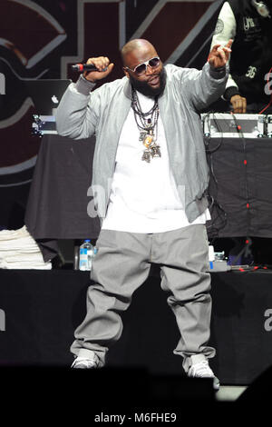 SUNRISE, FL - 05 avril : Rick Ross effectue au BankAtlantic Center le 5 avril 2011 à Sunrise, en Floride. People : Rick Ross Banque D'Images