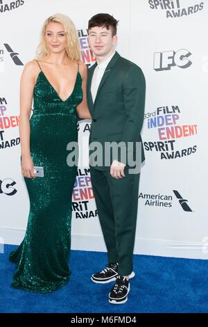 Shona Guerin et Barry Keoghan assister à l'Independent Spirit Awards le 3 mars 2018 à Santa Monica, en Californie. Banque D'Images