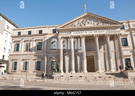 Palais du Parlement où est situé le Congrès des députés (Congreso de los Diputados), la chambre basse des Cortes Generales, Madrid, Espagne Banque D'Images