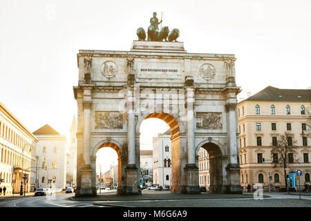 La victoire de triomphe Siegestor à Munich, Allemagne. Célèbres. Banque D'Images