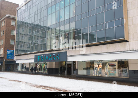 COVENTRY, England, UK - 3 mars 2018 : PRIMARK, magasin , célèbre marque de mode en Angleterre. Banque D'Images