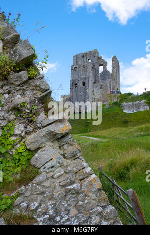 Château de Corfe, collines de Purbeck, Dorest, Angleterre Banque D'Images