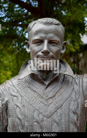 Sir Donald Bradman statue monument commémorant le dernier salut de cricket test australien Banque D'Images