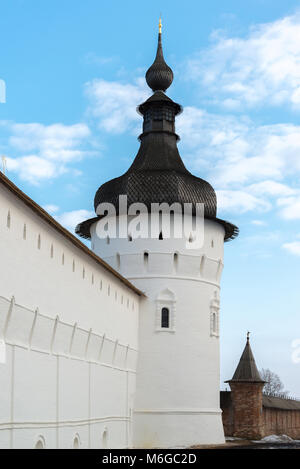 Odigitrievskaya tower et la forteresse de mur Kremlin de Rostov Veliki, Russie Banque D'Images