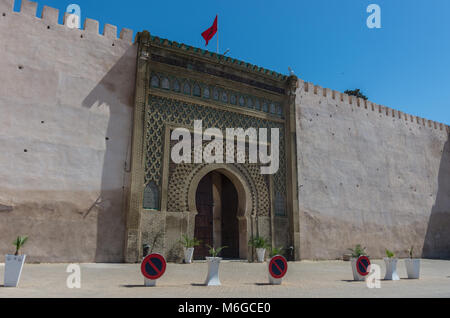 Porte de Bab El Mansour à Meknès, Maroc Banque D'Images