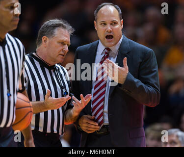 3 mars 2018 : l'entraîneur-chef Mark Fox de la Georgia Bulldogs pendant le match de basket-ball de NCAA entre les bénévoles de l'Université du Tennessee et de l'université de Georgia Bulldogs à Thompson Boling Arena de Knoxville TN Tim Gangloff/CSM Crédit : Cal Sport Media/Alamy Live News Banque D'Images