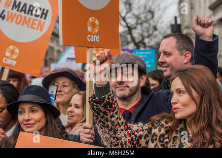 Natalie Imbruglia, Michael Sheen et Brigitte Bardot - # 2018 Mars4Femmes, une marche et un rassemblement à Londres pour célébrer la Journée internationale de la femme et de 100 ans depuis la première femme dans le Royaume-Uni ont obtenu le droit de vote. Organisé par Care International a déclaré à l'ancienne mars cour du palais et s'est terminée par un rassemblement à Trafalgar Square. Crédit : Guy Bell/Alamy Live News Crédit : Guy Bell/Alamy Live News Banque D'Images