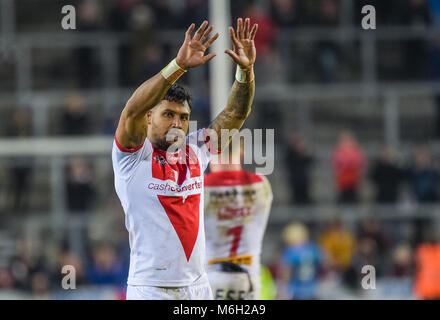 Dimanche 4 mars 2018, totalement méchants, stade St Helens, Angleterre ; Betfred Super League, St Helens rugby contre Salford Red Devils ; St Helens Ben Barba applaudit les fans Crédit : Nouvelles Images/Alamy Live News Banque D'Images