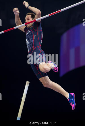 Birmingham, UK. 4e Mar, 2018. : Championnats du monde en salle. France Renaud Lavillenie de célébrer son saut dans le Perche. Il a remporté l'or. Photo : Sven Hoppe/dpa dpa : Crédit photo alliance/Alamy Live News Banque D'Images