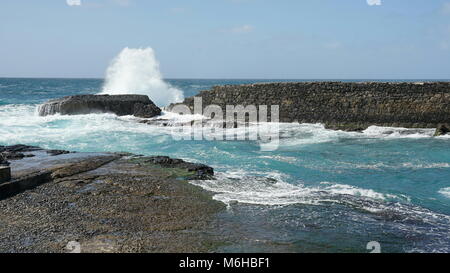 Disjoncteur principal, Boca de Pistola, Port de pêche de Ponta do Sol, Santo Antao, Cap Vert Banque D'Images