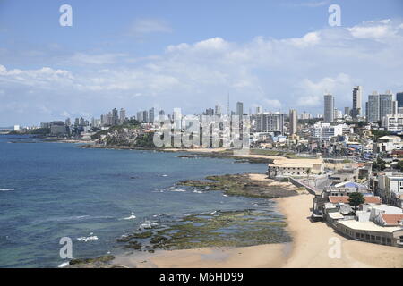 Salvador-Brazil, Mars 01, 2018. Vue aérienne de la plage, Rio Vermelho à Salvador, de la côte sud de Bahia. Banque D'Images
